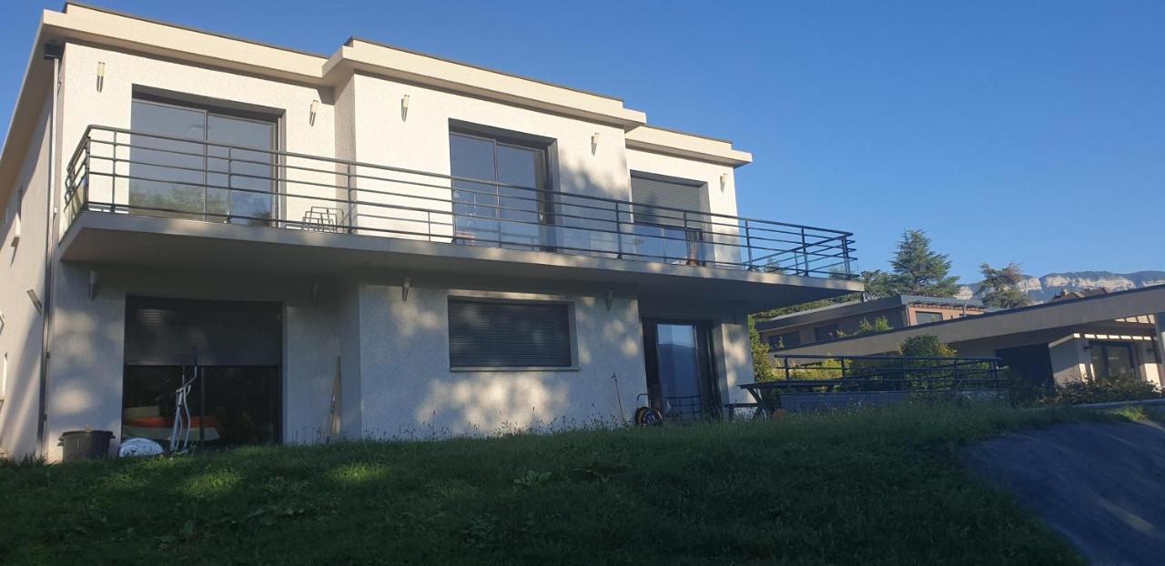 Petit Studio Dans Villa Bord De Lac อิกซ์เลส์แบ็งส์ ภายนอก รูปภาพ