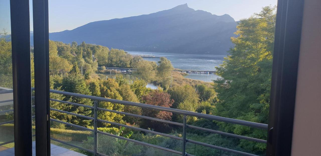 Petit Studio Dans Villa Bord De Lac อิกซ์เลส์แบ็งส์ ภายนอก รูปภาพ