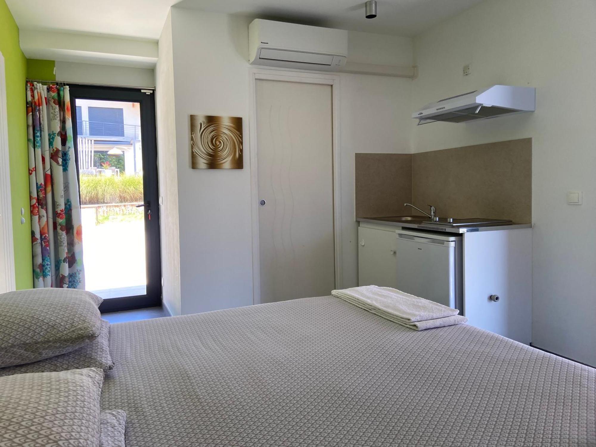 Petit Studio Dans Villa Bord De Lac อิกซ์เลส์แบ็งส์ ภายนอก รูปภาพ